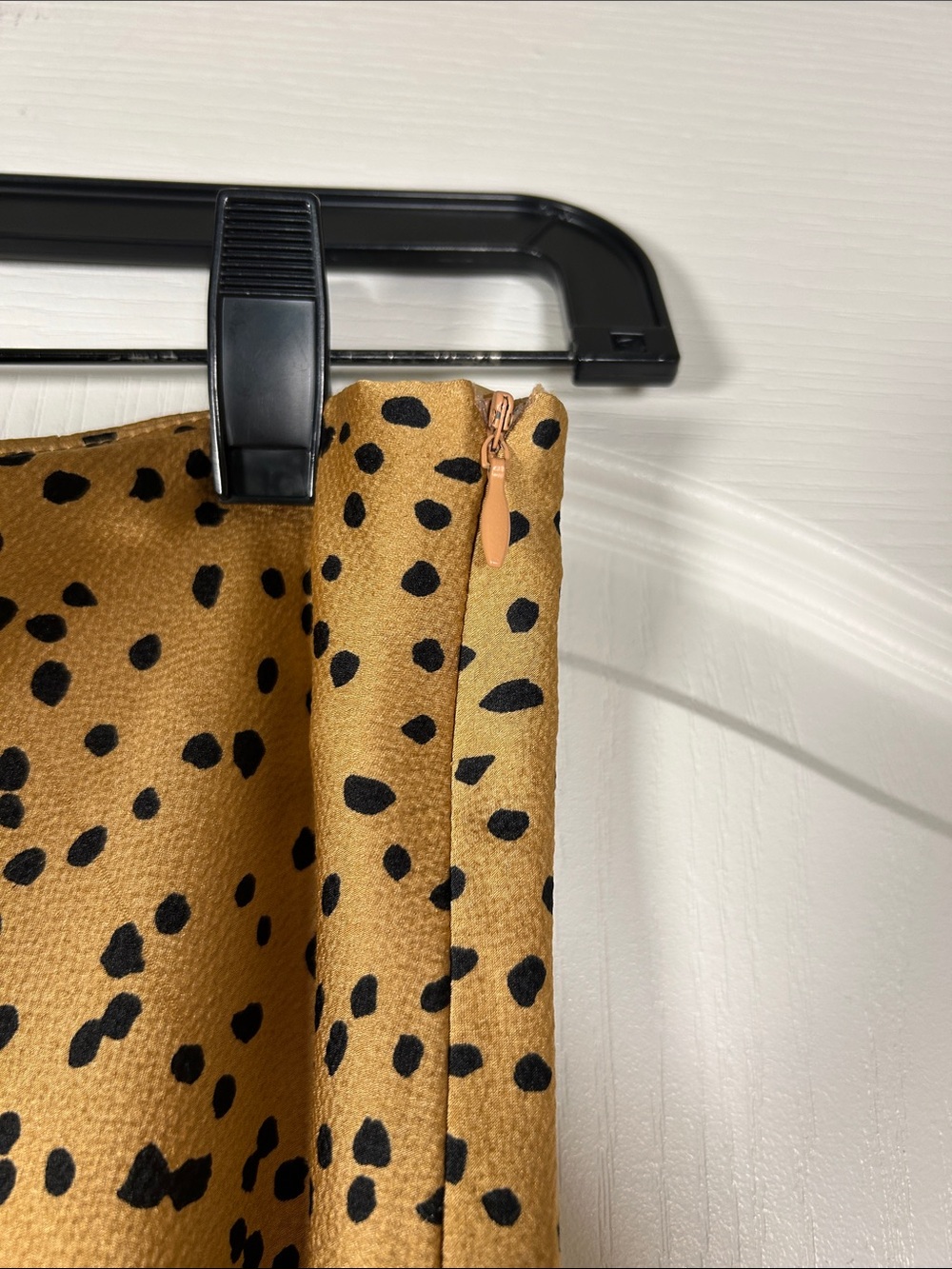 Moonflower Leopard Spot Maxi Skirt in Tan size M - Picture 4 of 5